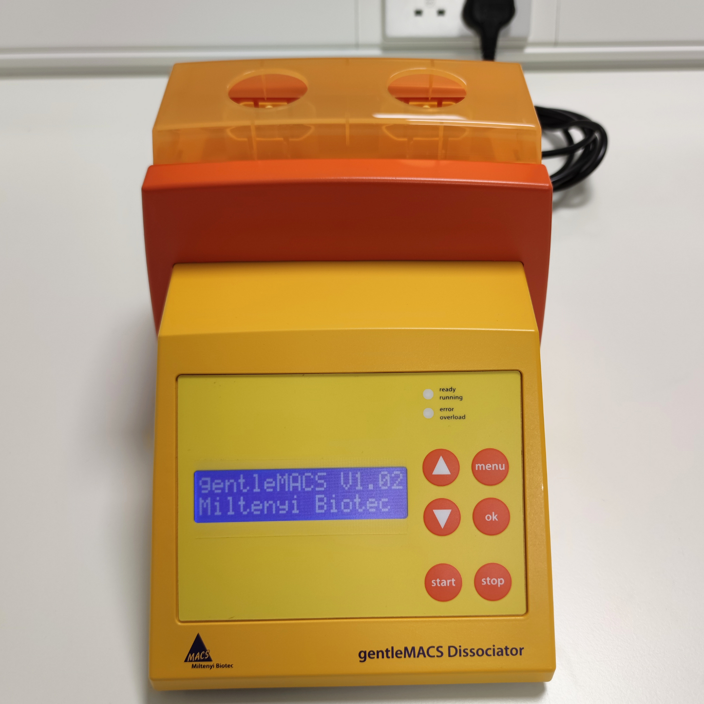 gentleMACS Dissociator 2022 (130-093-235)