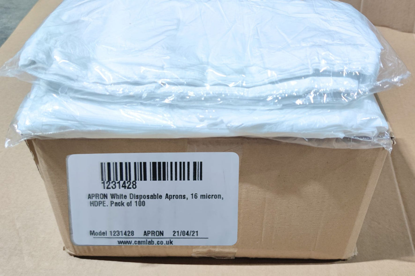 White Disposable Aprons, 16 micron, HDPE. (Pack of 10 x 100) (1231428)