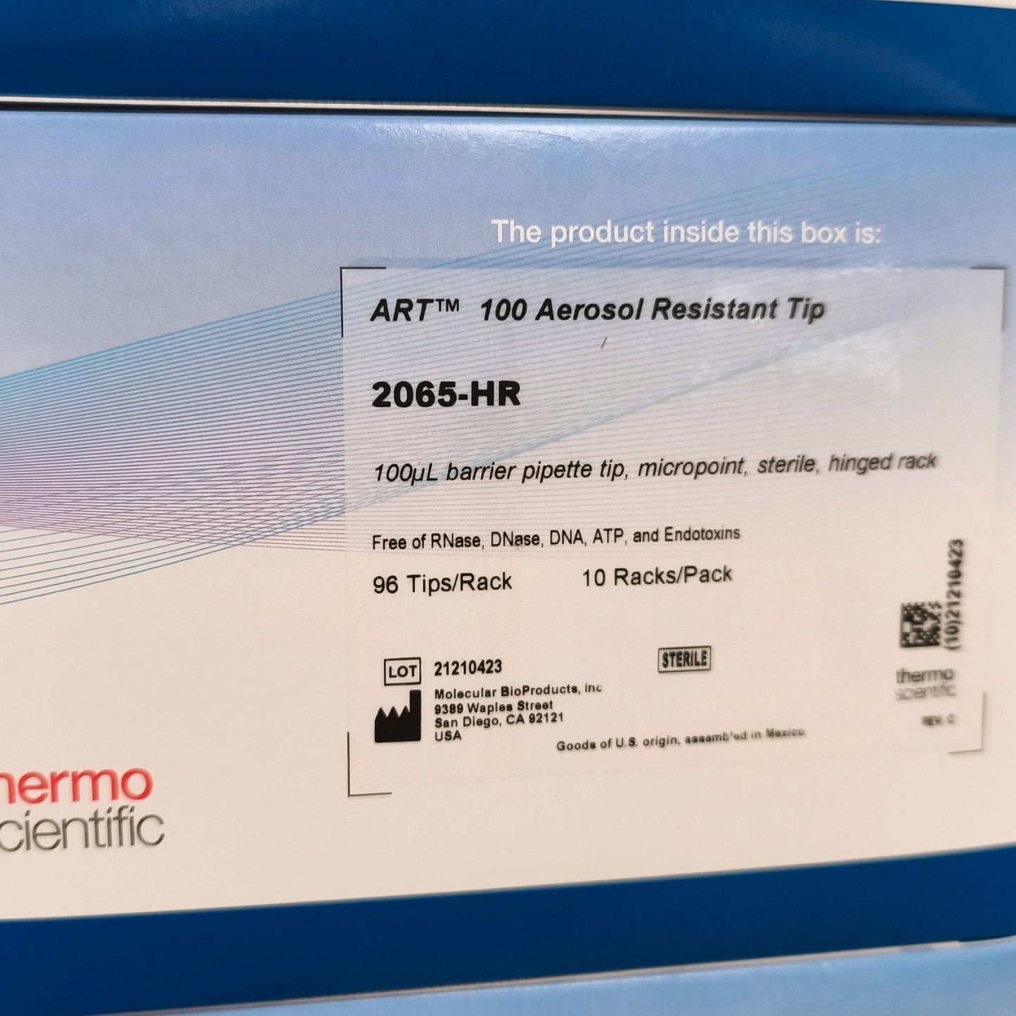 Bundle of Thermo Scientific™ ART™ Pipette Tips in Hinged Racks