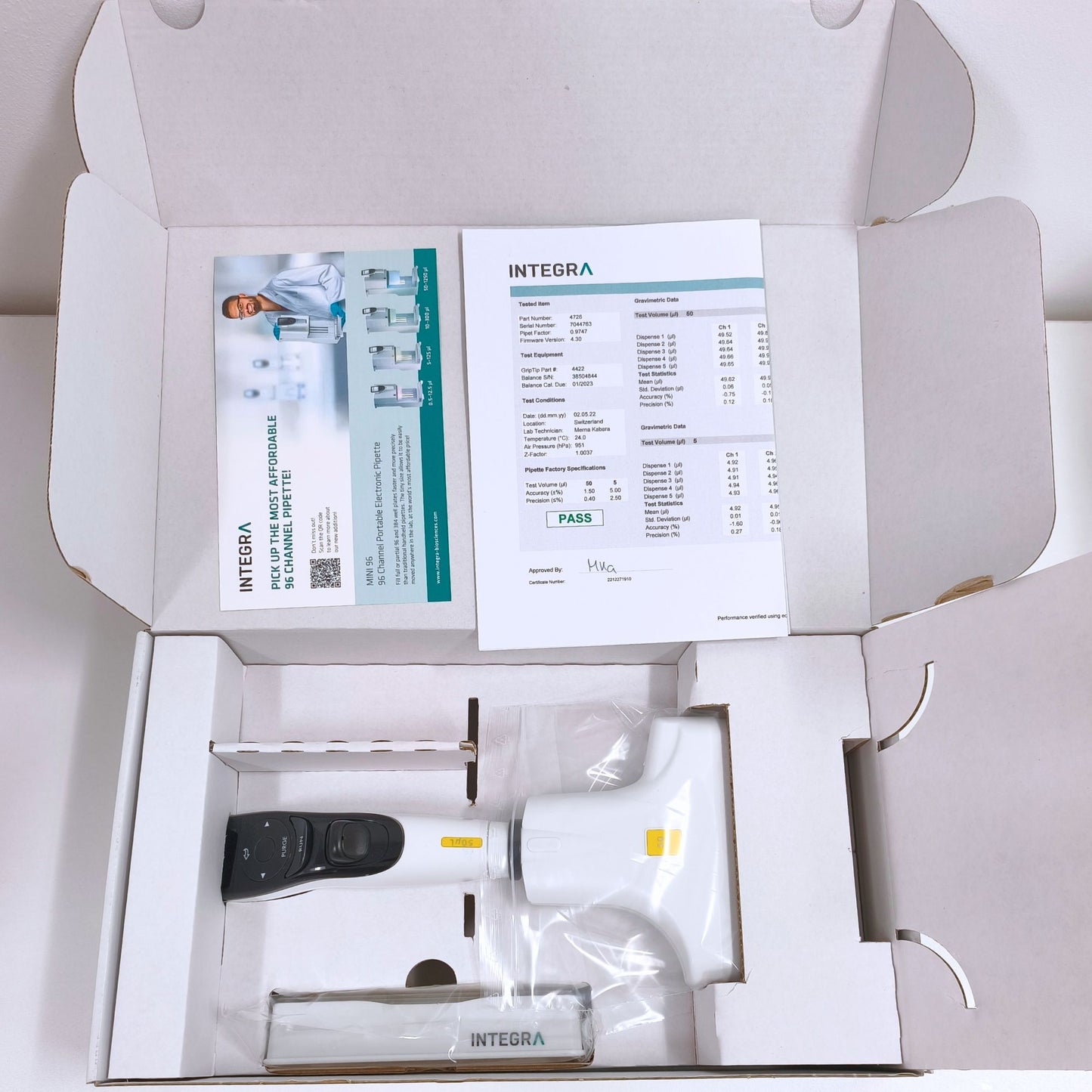 Integra 8-Channel 50μL VOYAGER Adjustable Tip Spacing Pipette (BRAND NEW)